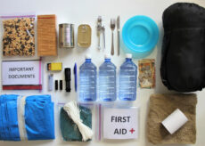 How to Make a Healthy Emergency Kit at Home