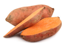 Health Benefits of Sweet Potatoes (and one super simple recipe)