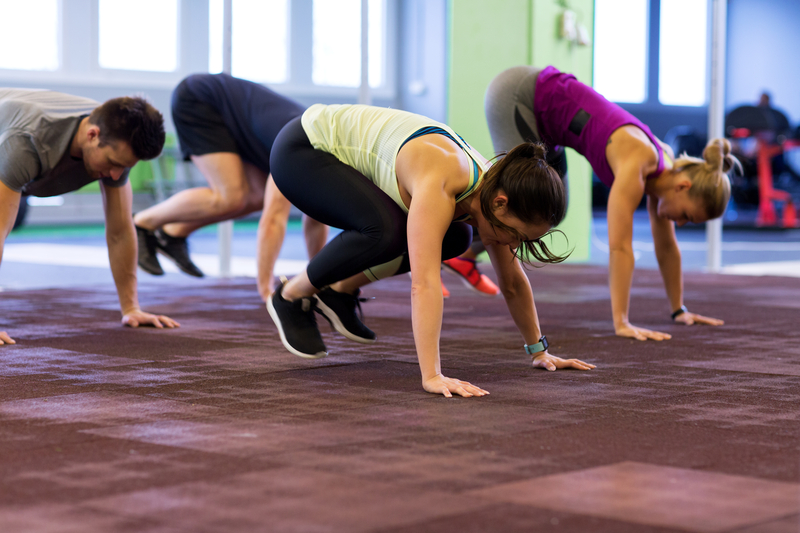 15-minute full-body workout squat thrust